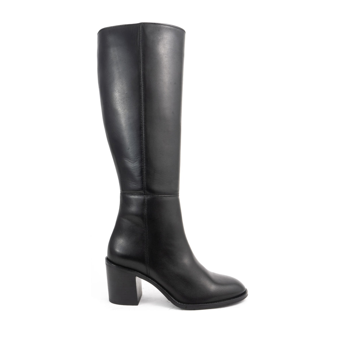 black casual closed boots