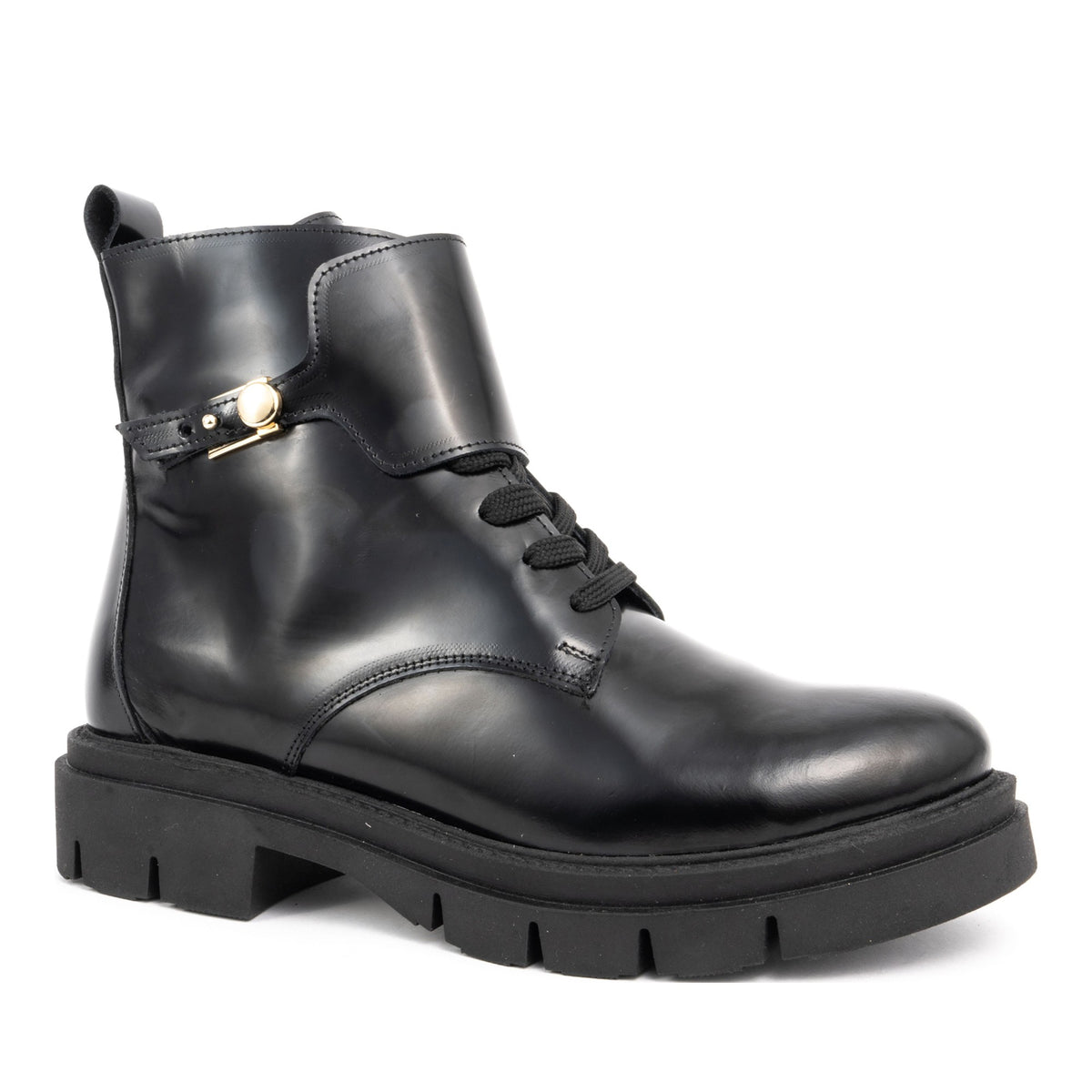 black casual closed booties