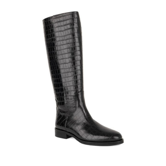 black casual closed boots