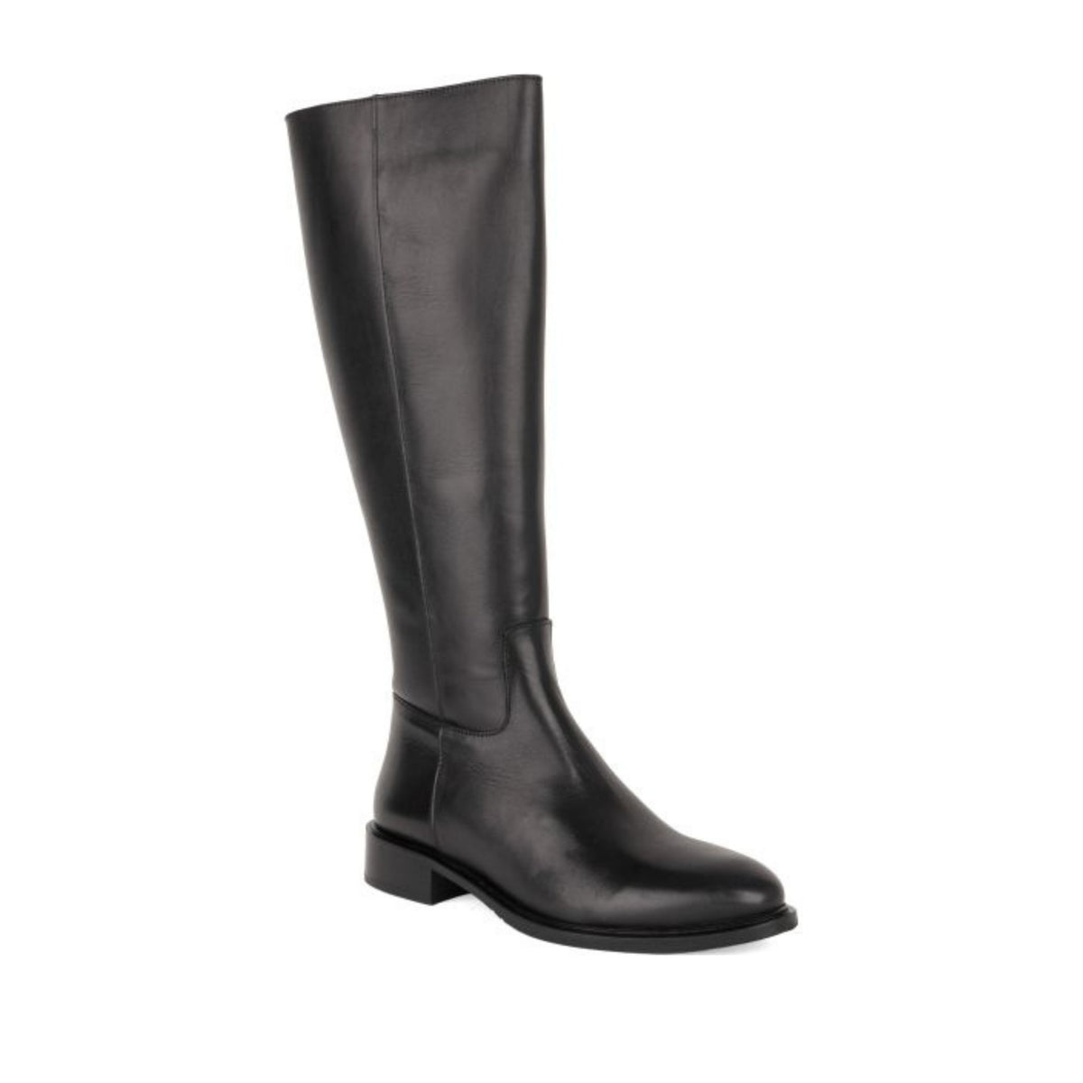 black casual closed boots