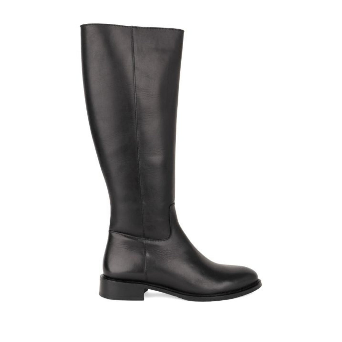 black casual closed boots