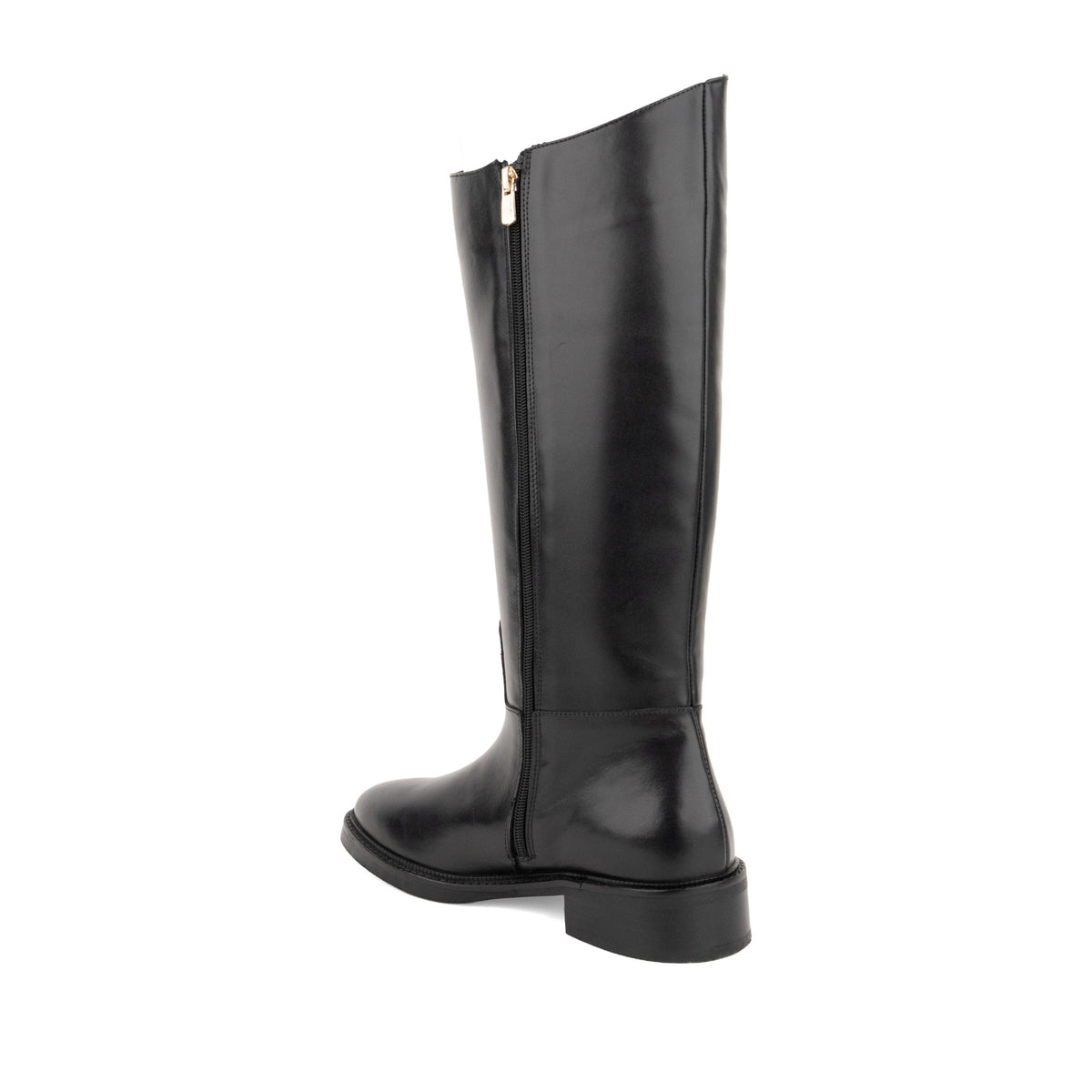 black casual closed boots