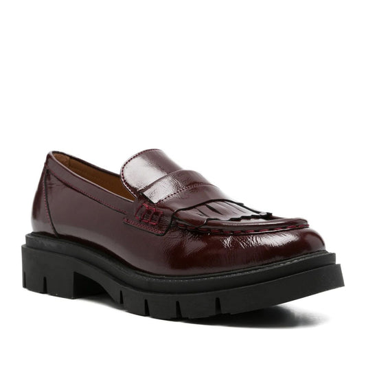 bordo casual closed loafers