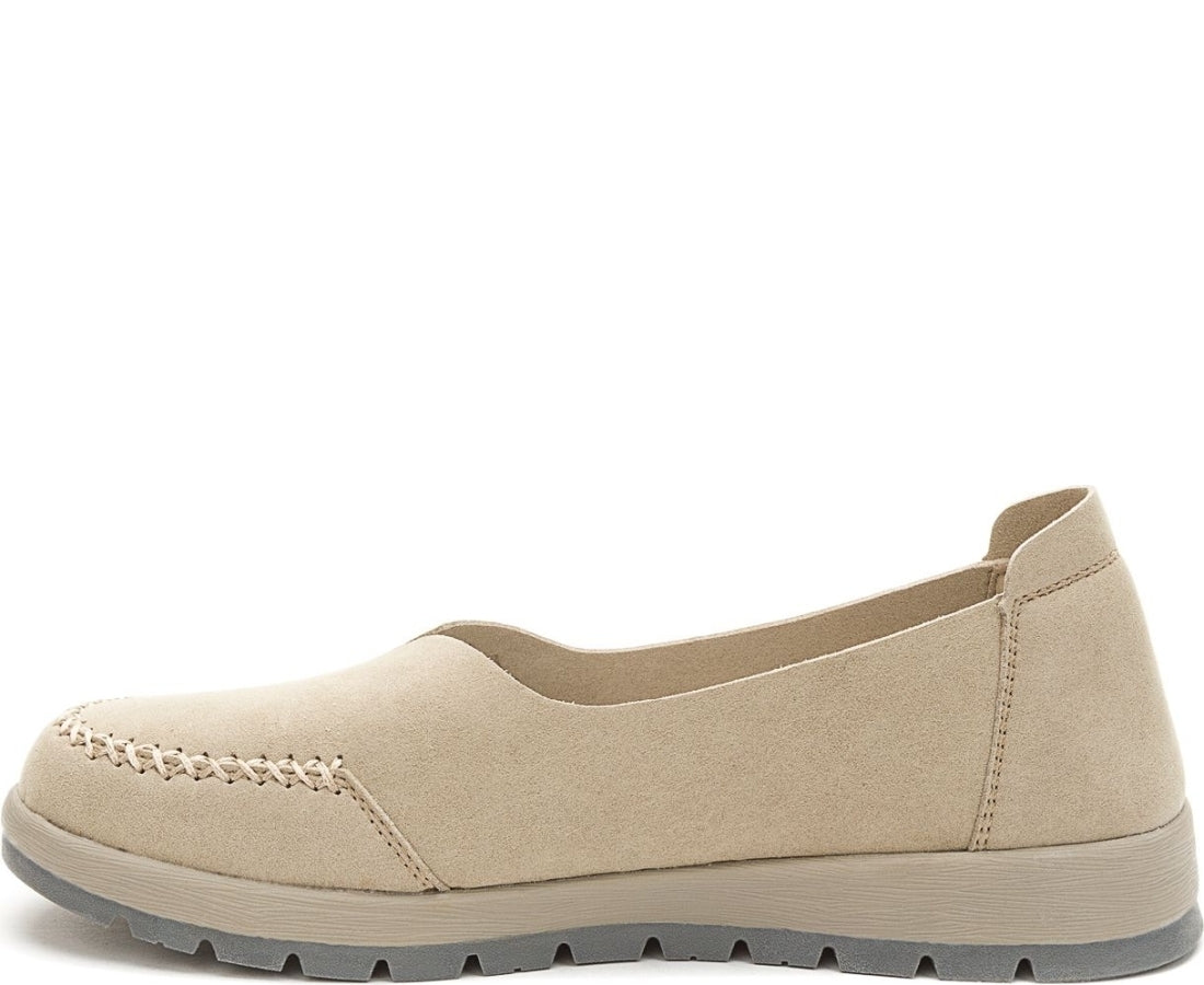 leisure shoes