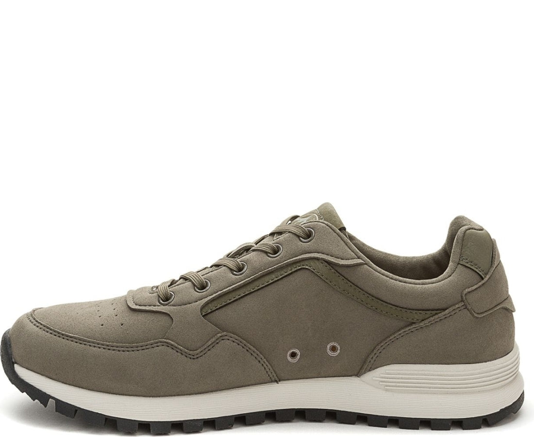 beige casual closed sneakers
