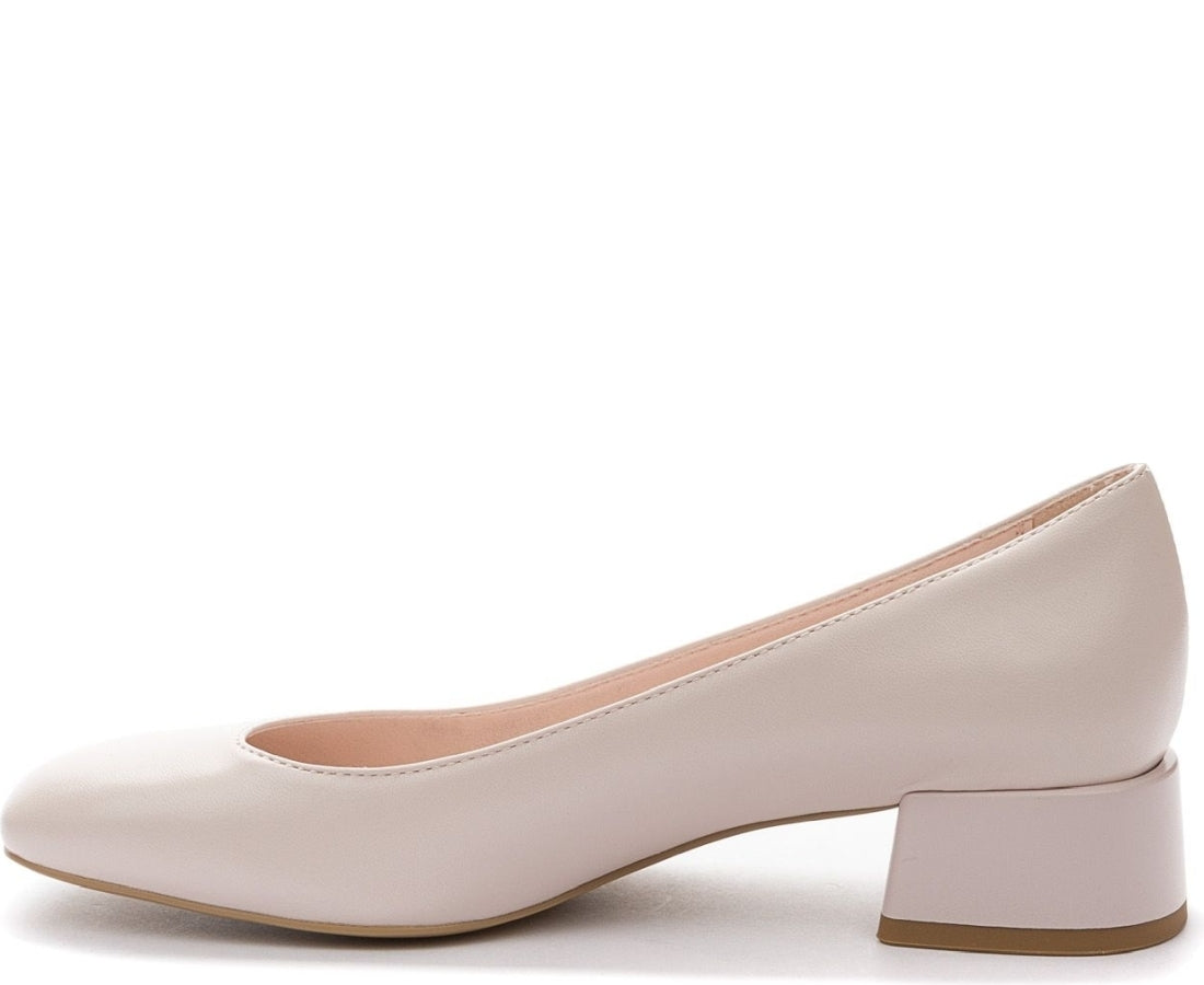 pink elegant closed formal shoes