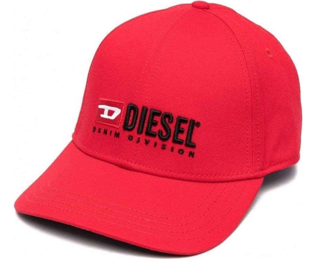 corry-div hat