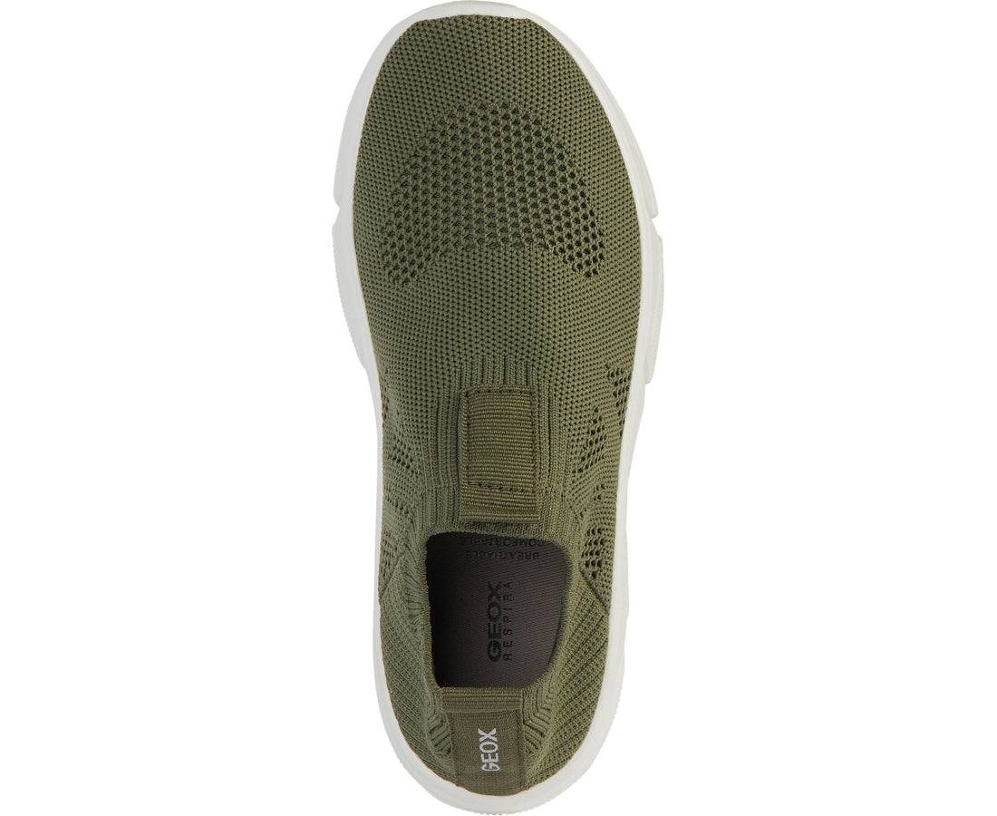 aril leisure trainers