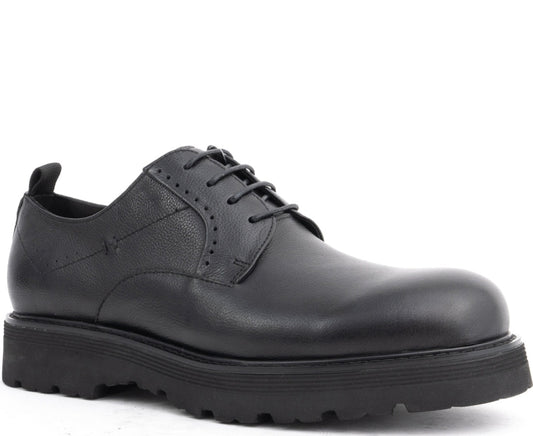 black classic closed formal