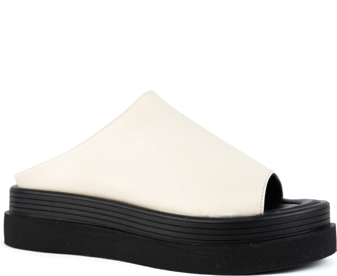 beige casual open slippers