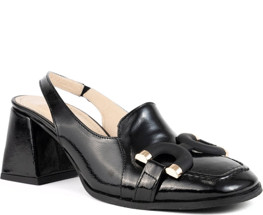 black patent classic closed pumps