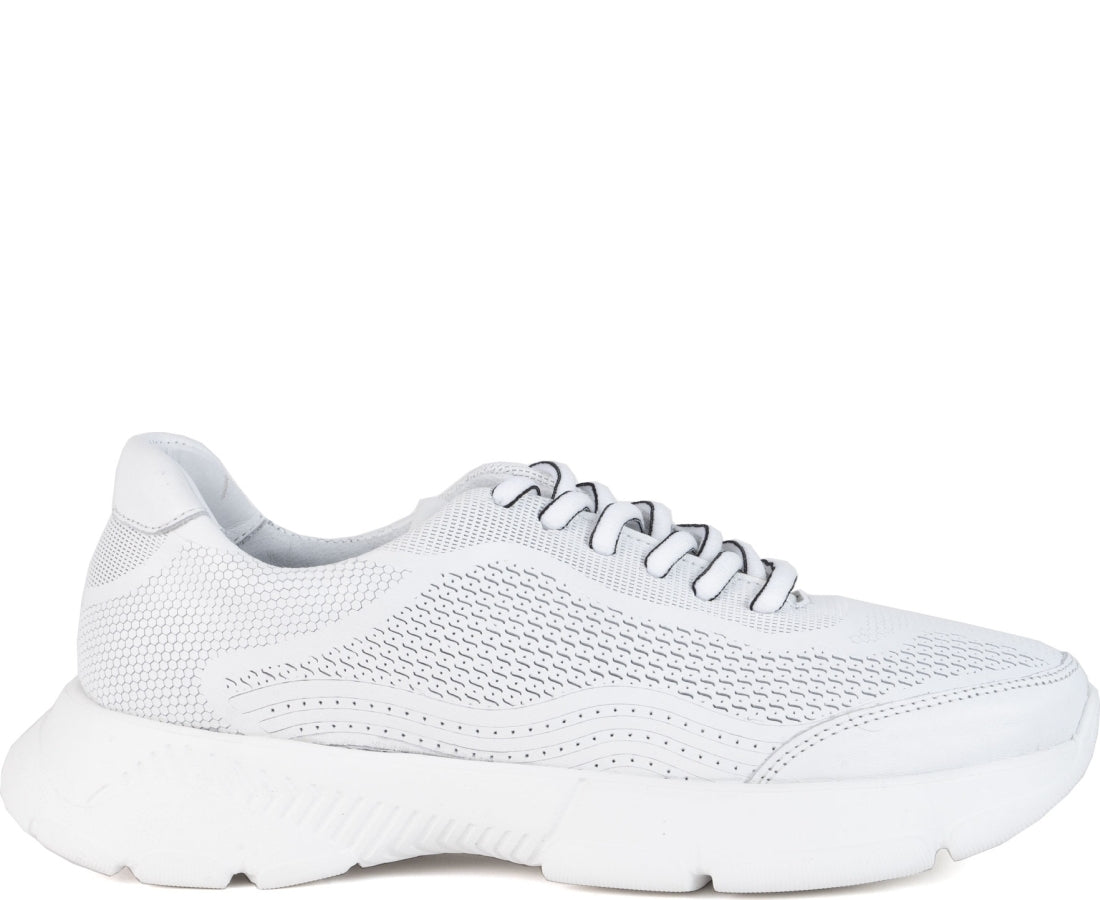 leisure trainers white