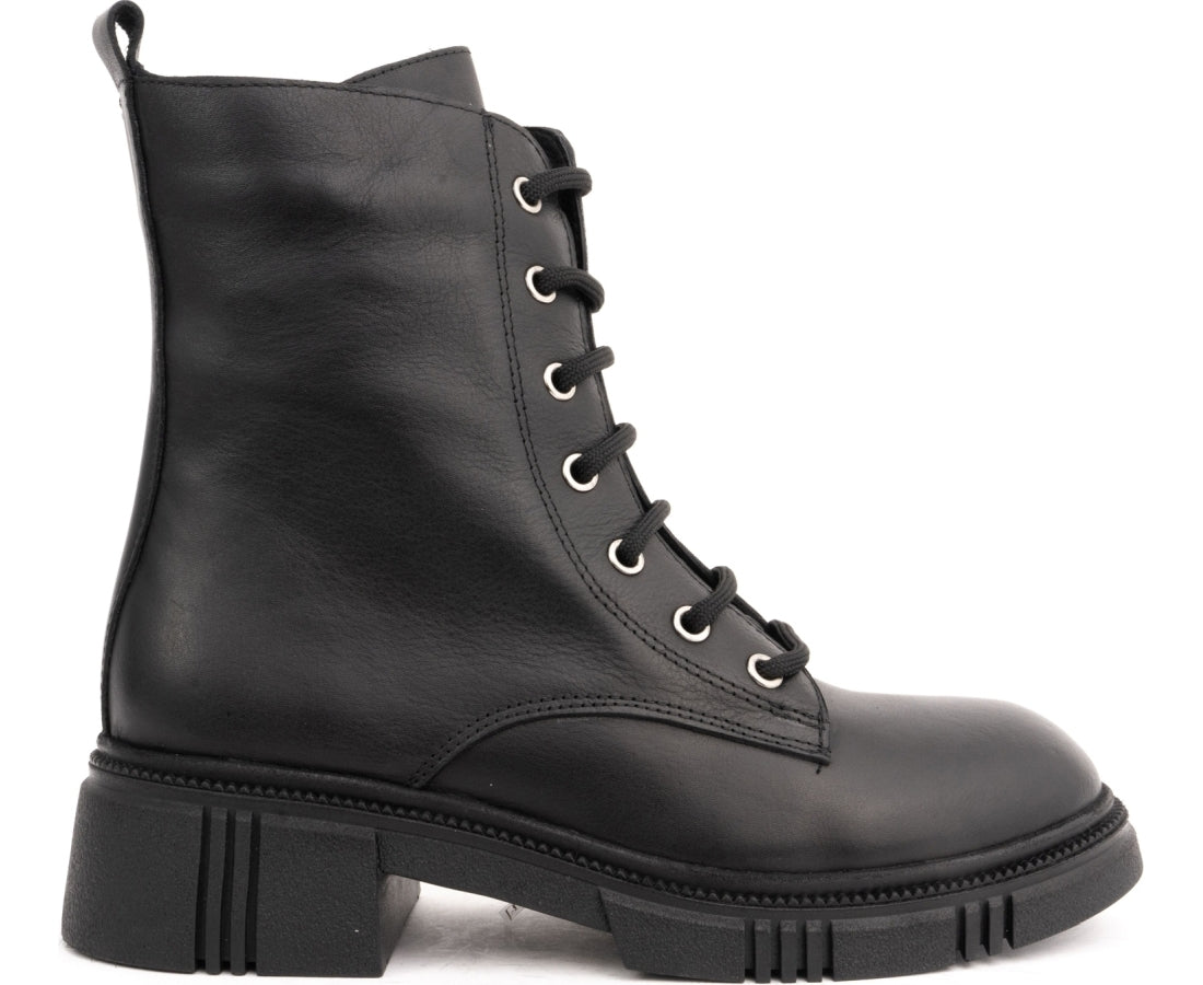 black casual closed booties