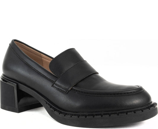 black elegant closed formal pumps