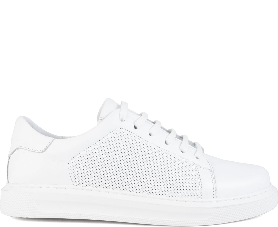 leisure trainers white