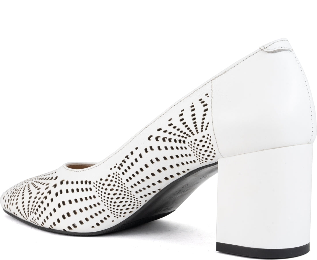 white classic closed pumps