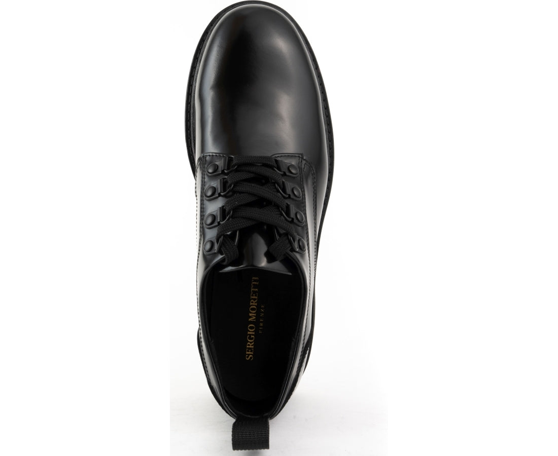 black classic closed formal