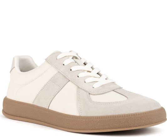 leisure trainers