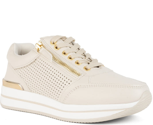white closed sneakers