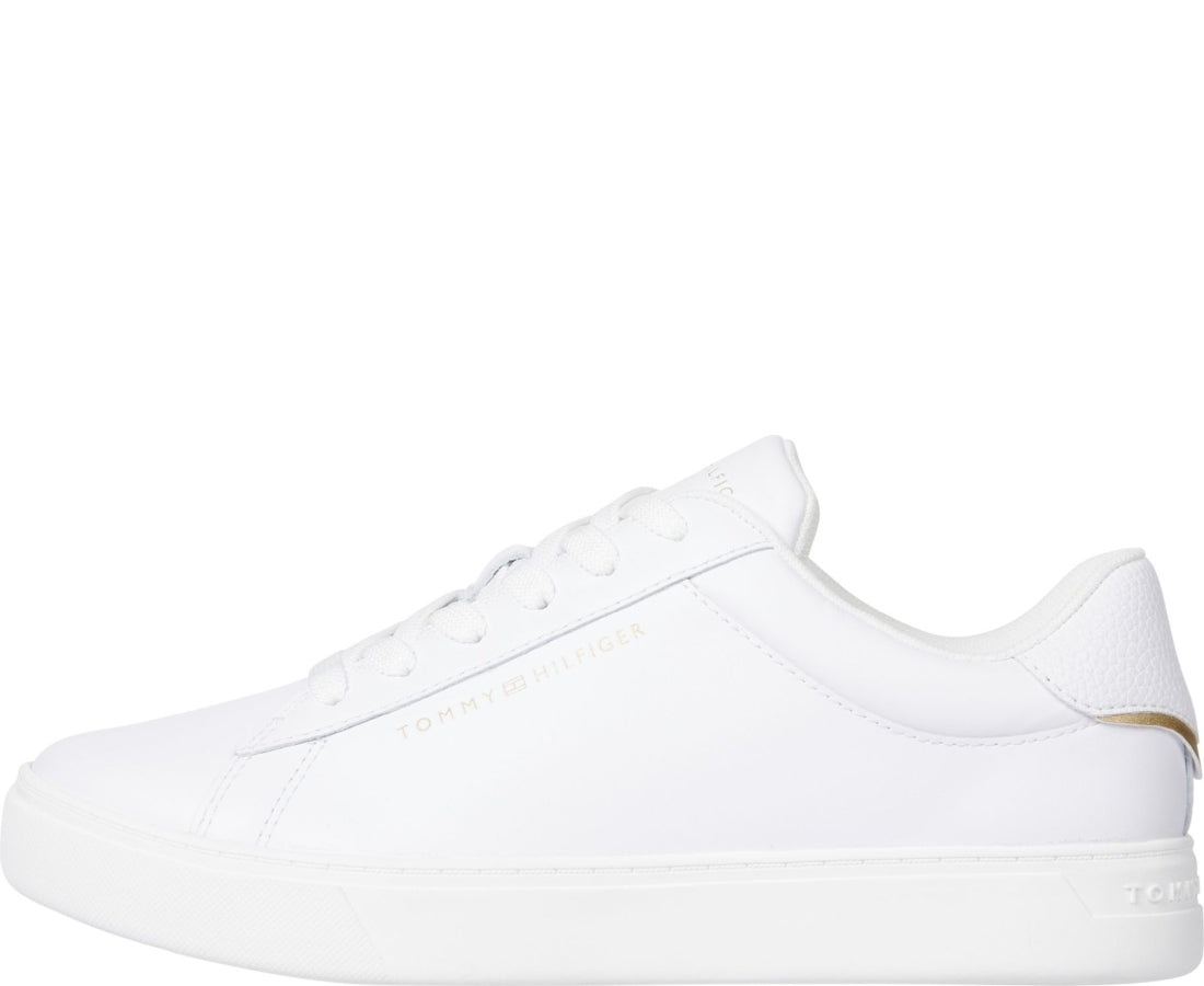 essential court sneaker
