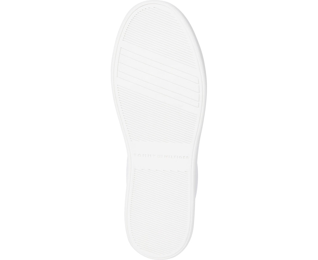 essential court sneaker