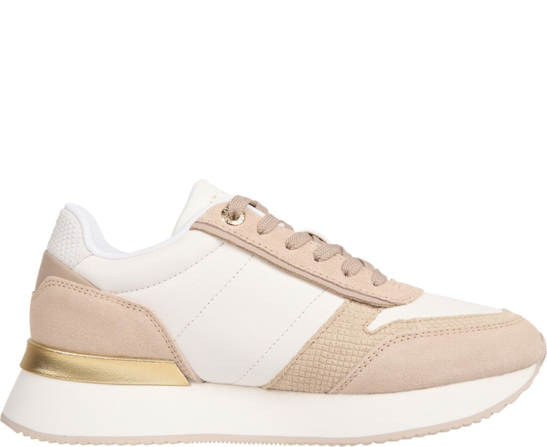 fashion runner sneaker