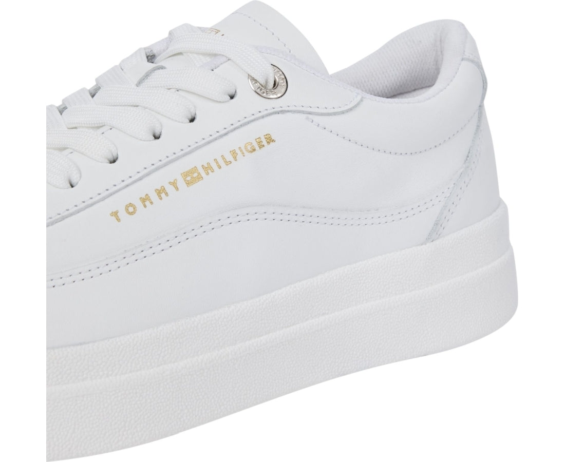 modern court sneaker