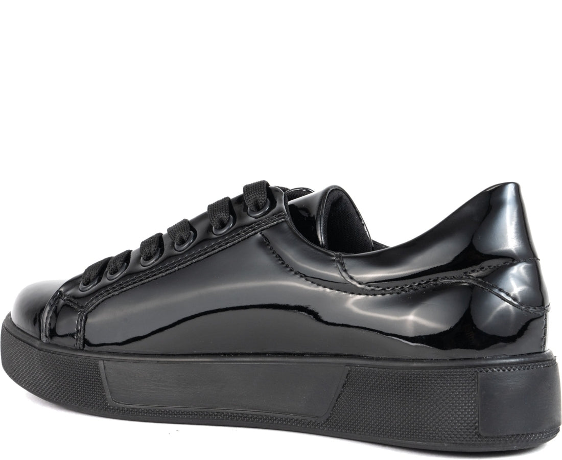 leisure trainers