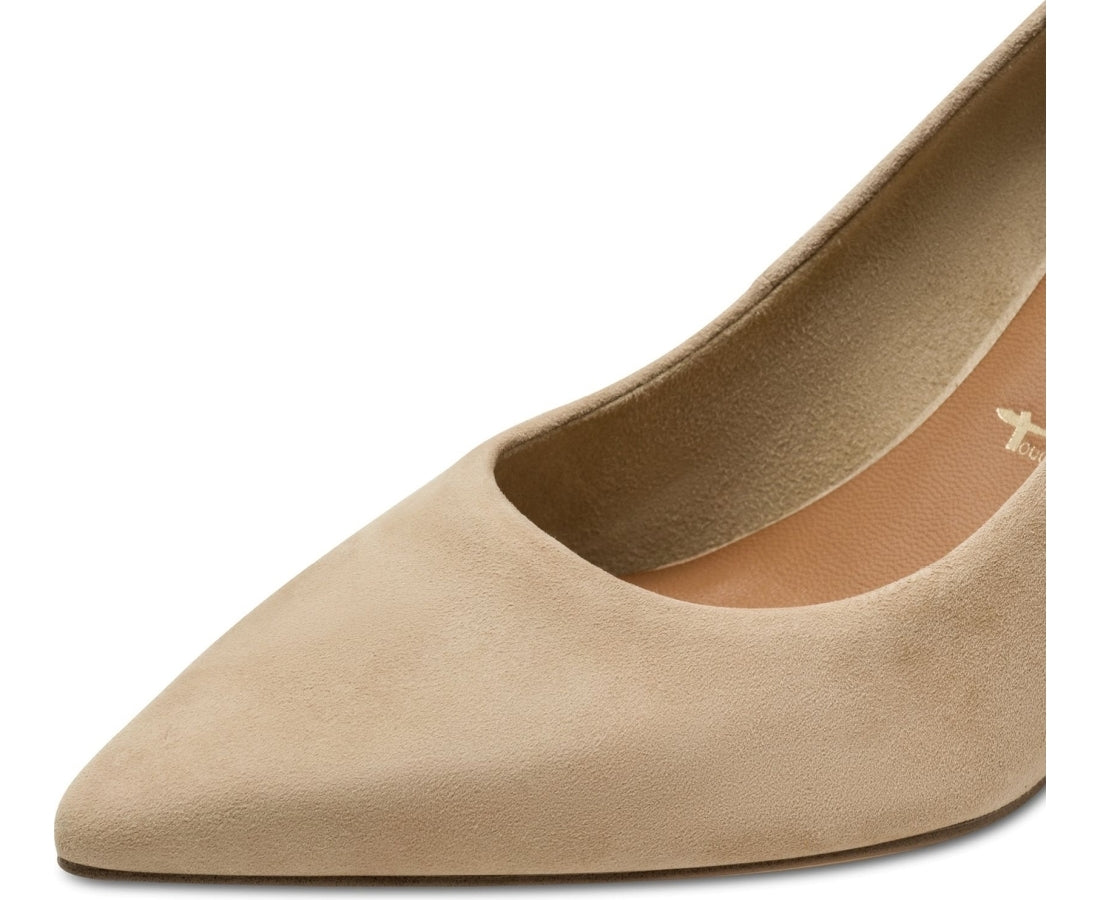 beige elegant closed pumps