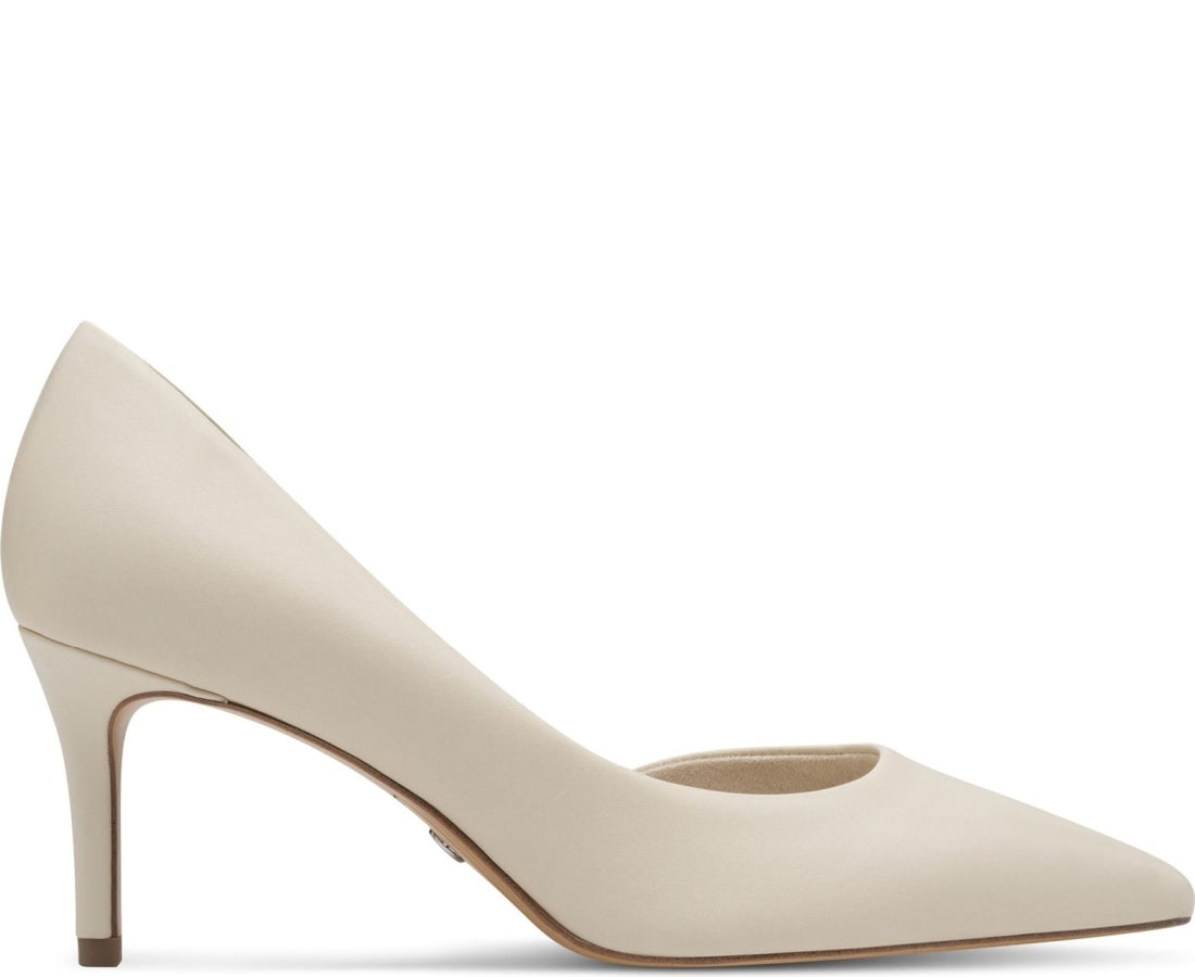 beige elegant closed pumps