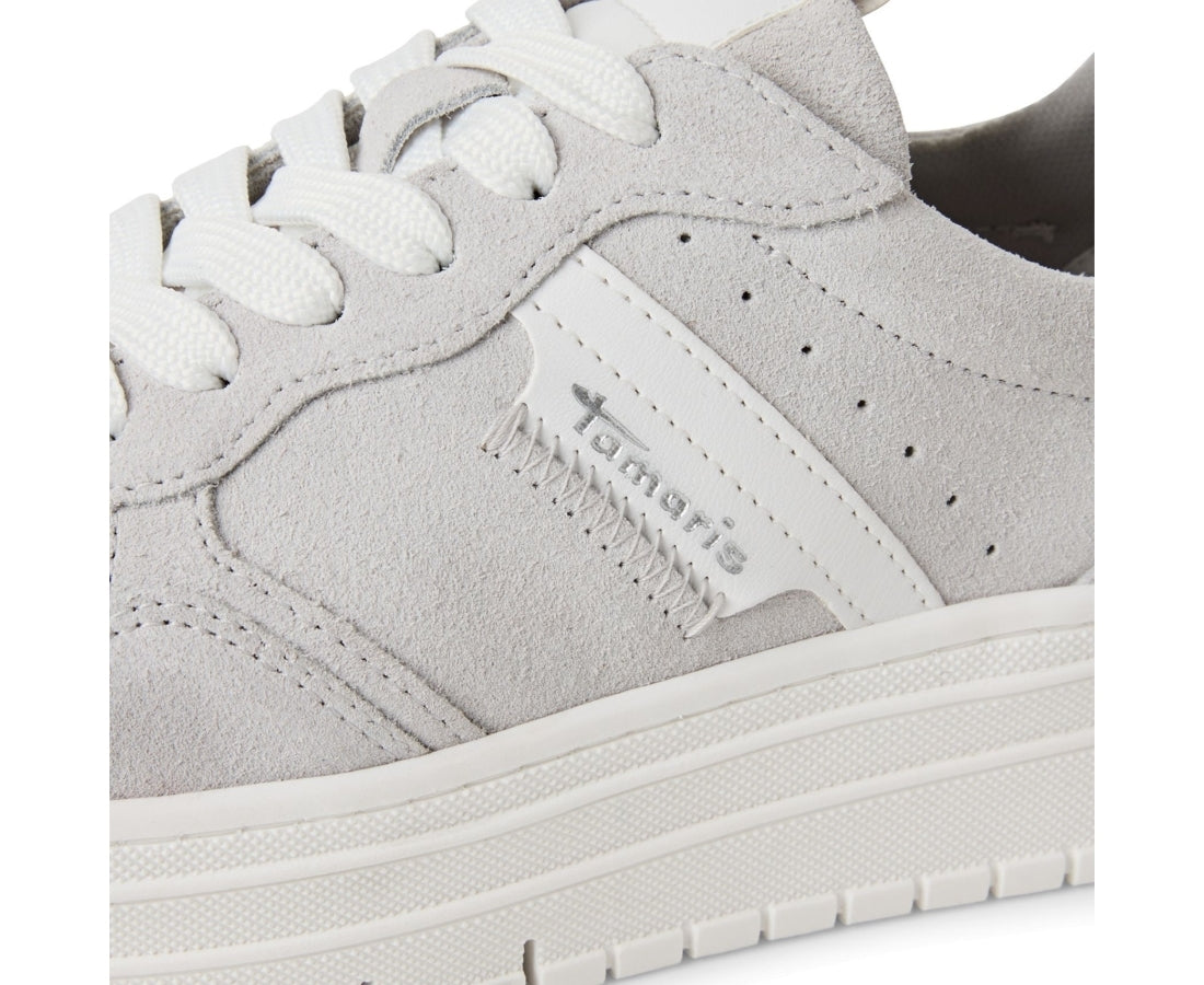sneaker low