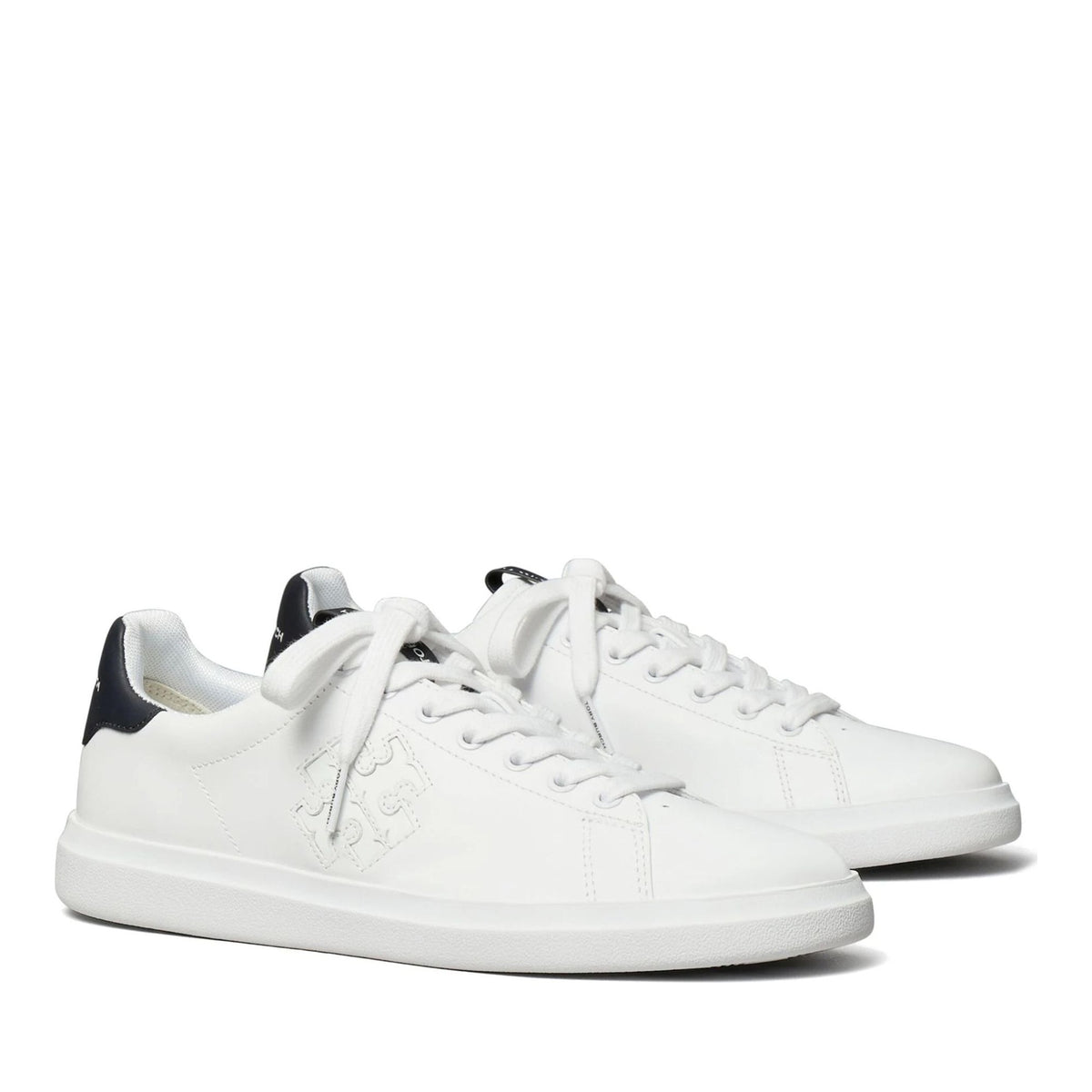 double t howell court trainers