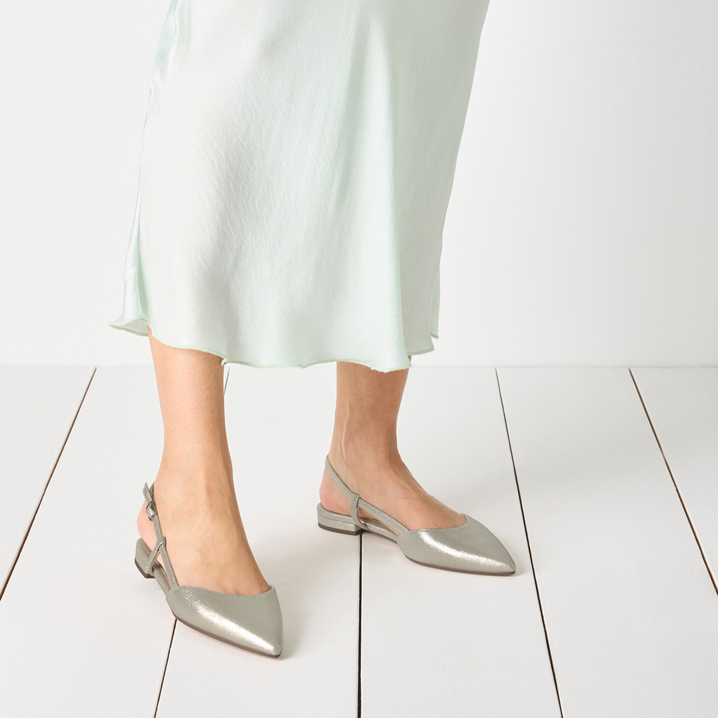Women's Silver Dress Ballet Flats
