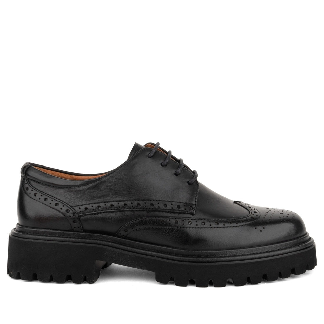 black casual closed loafers