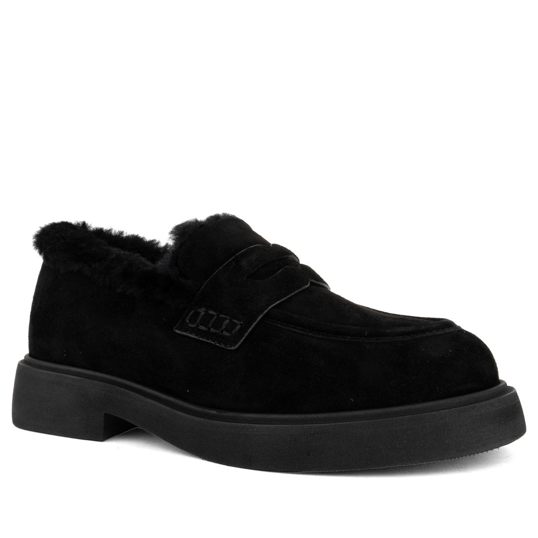 black casual closed loafers