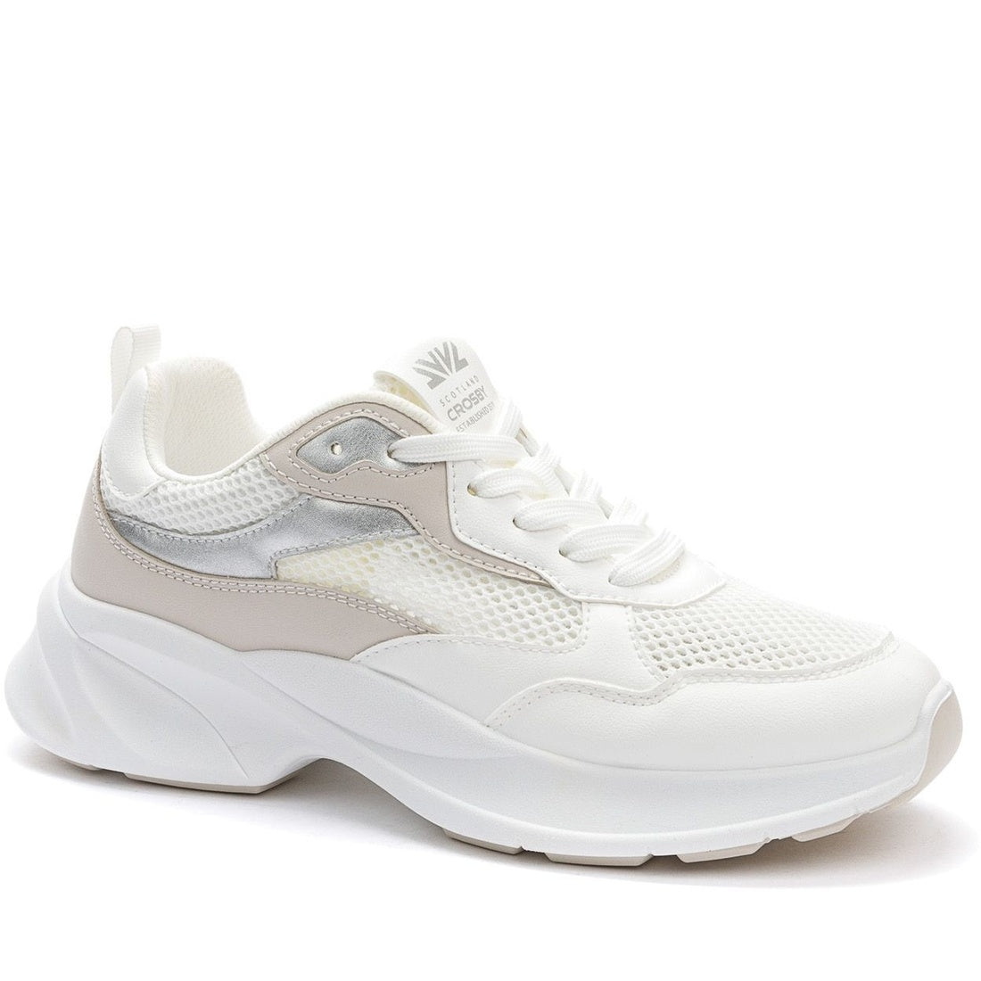 white casual closed sneakers