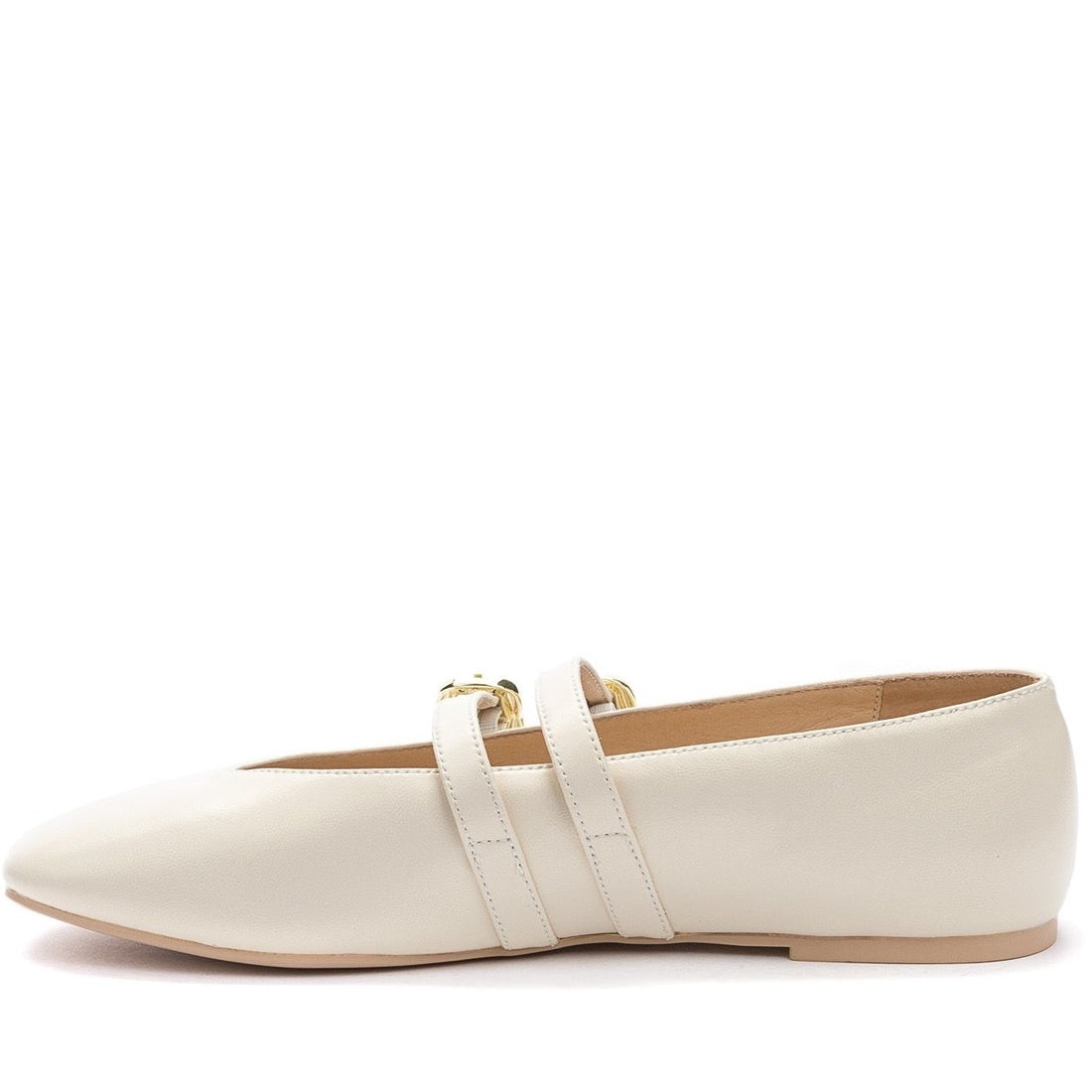 beige elegant closed ballerinas