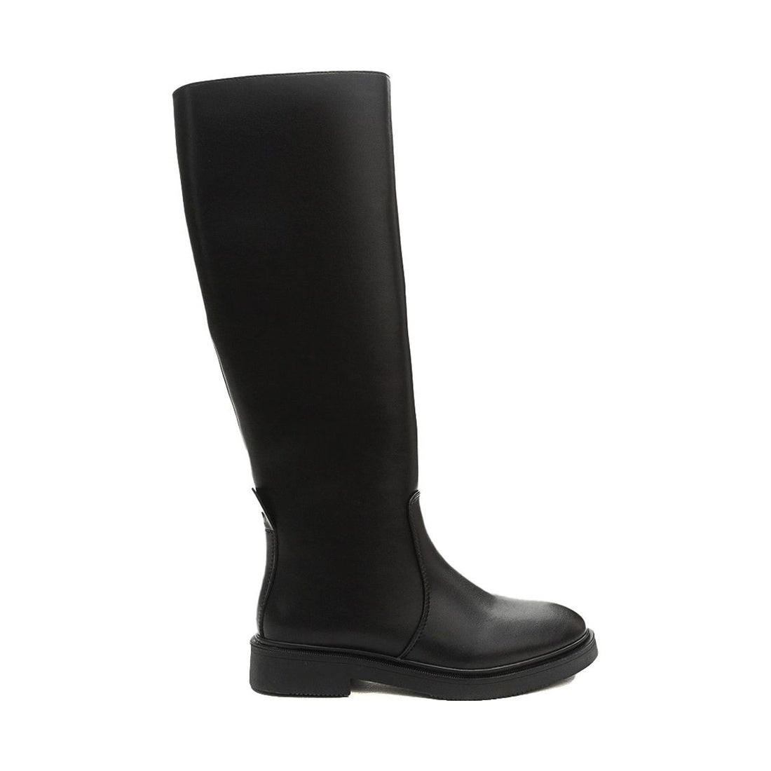 black casual closed boots