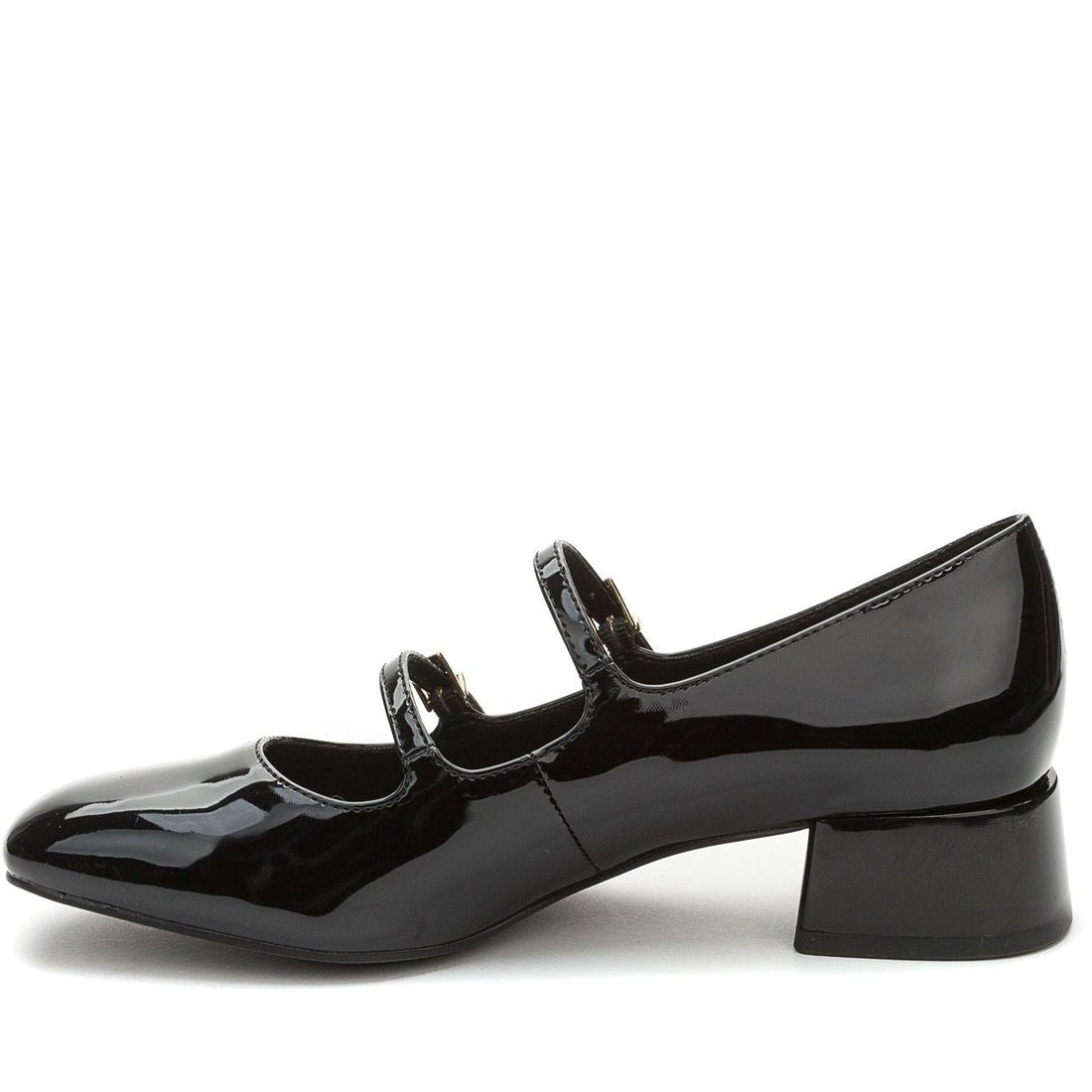 black elegant closed ballerinas