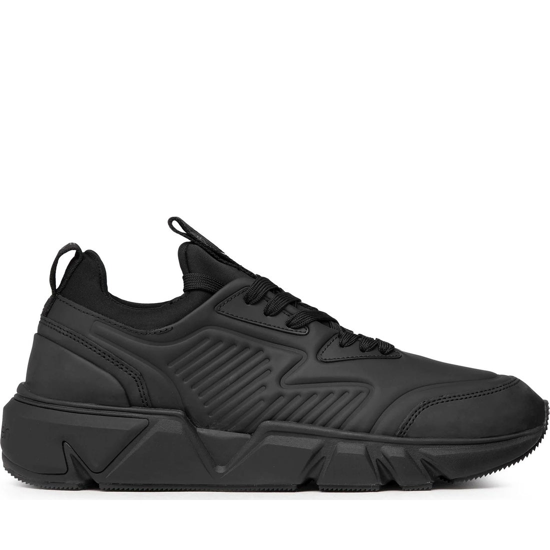 low top lace up leisure black