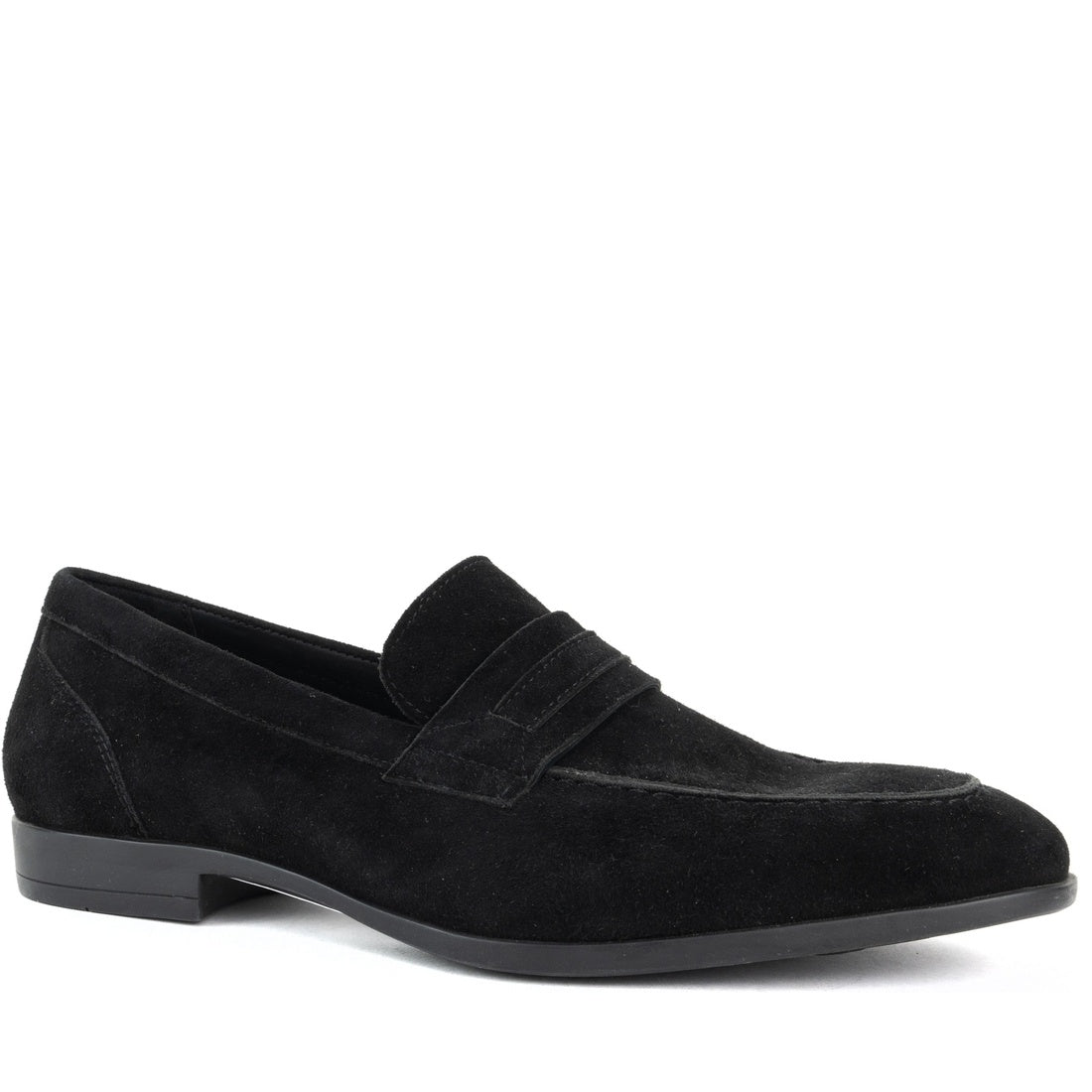 black casual closed mocasins