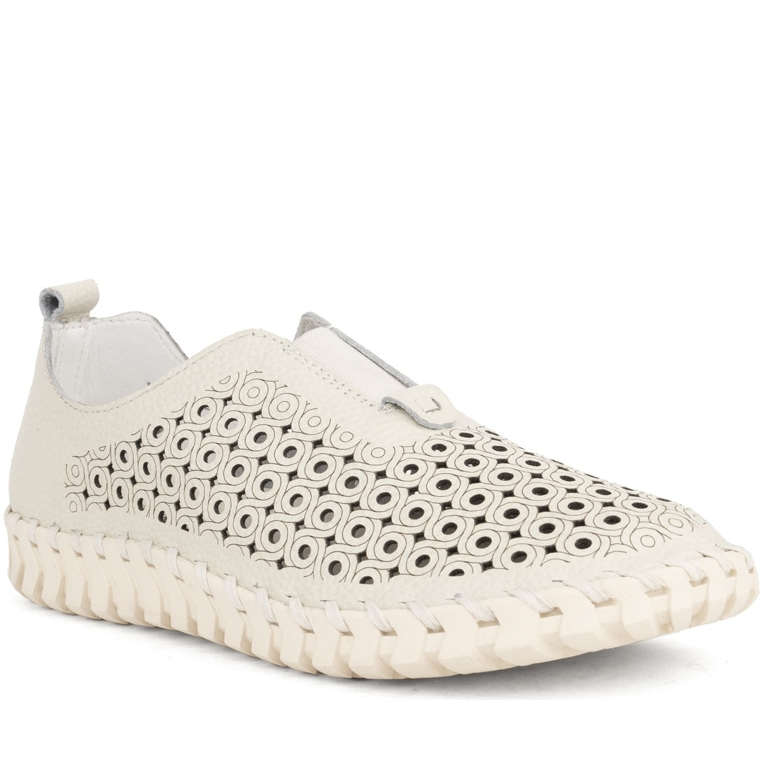 beige casual closed leisure shoes