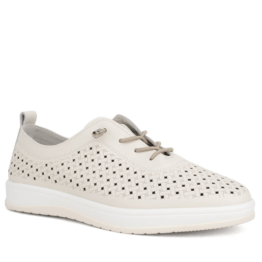 beige casual closed leisure shoes