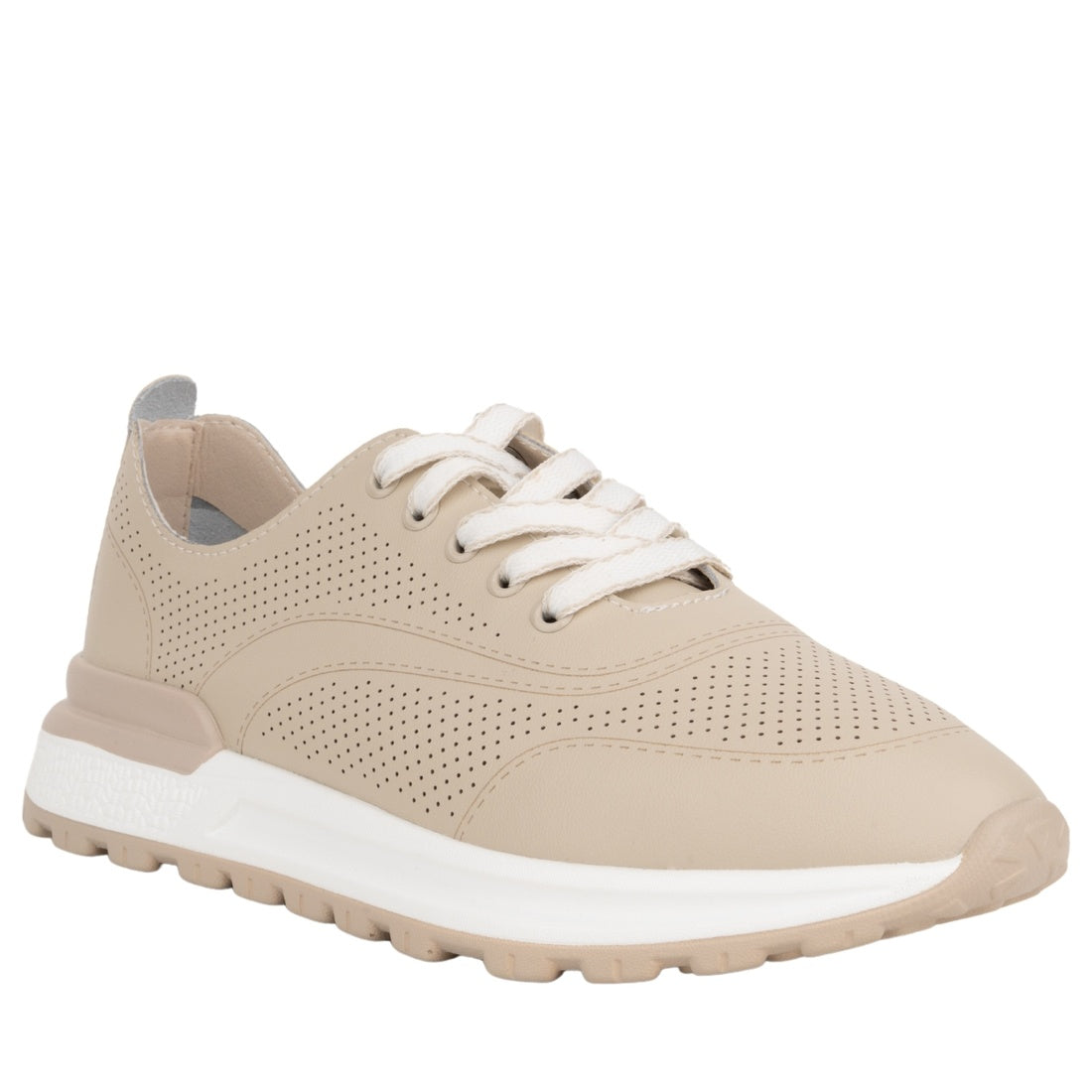 beige casual closed sneakers