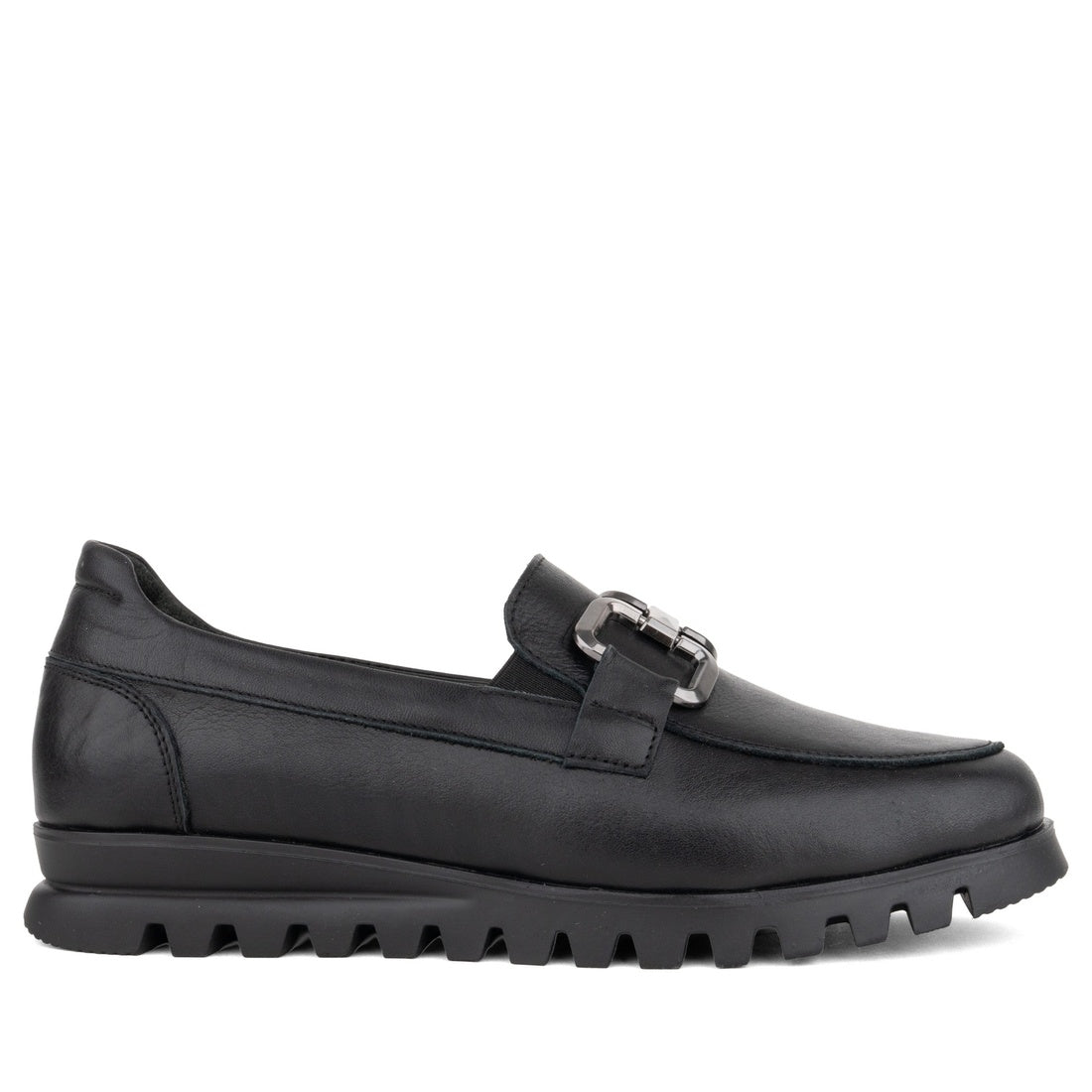 black casual closed loafers