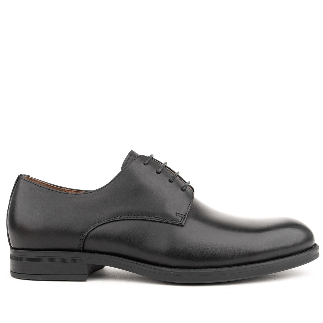 black casual closed formal