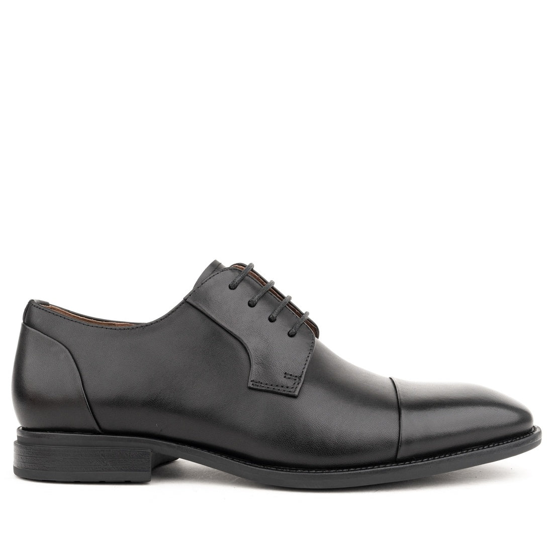 black casual closed formal