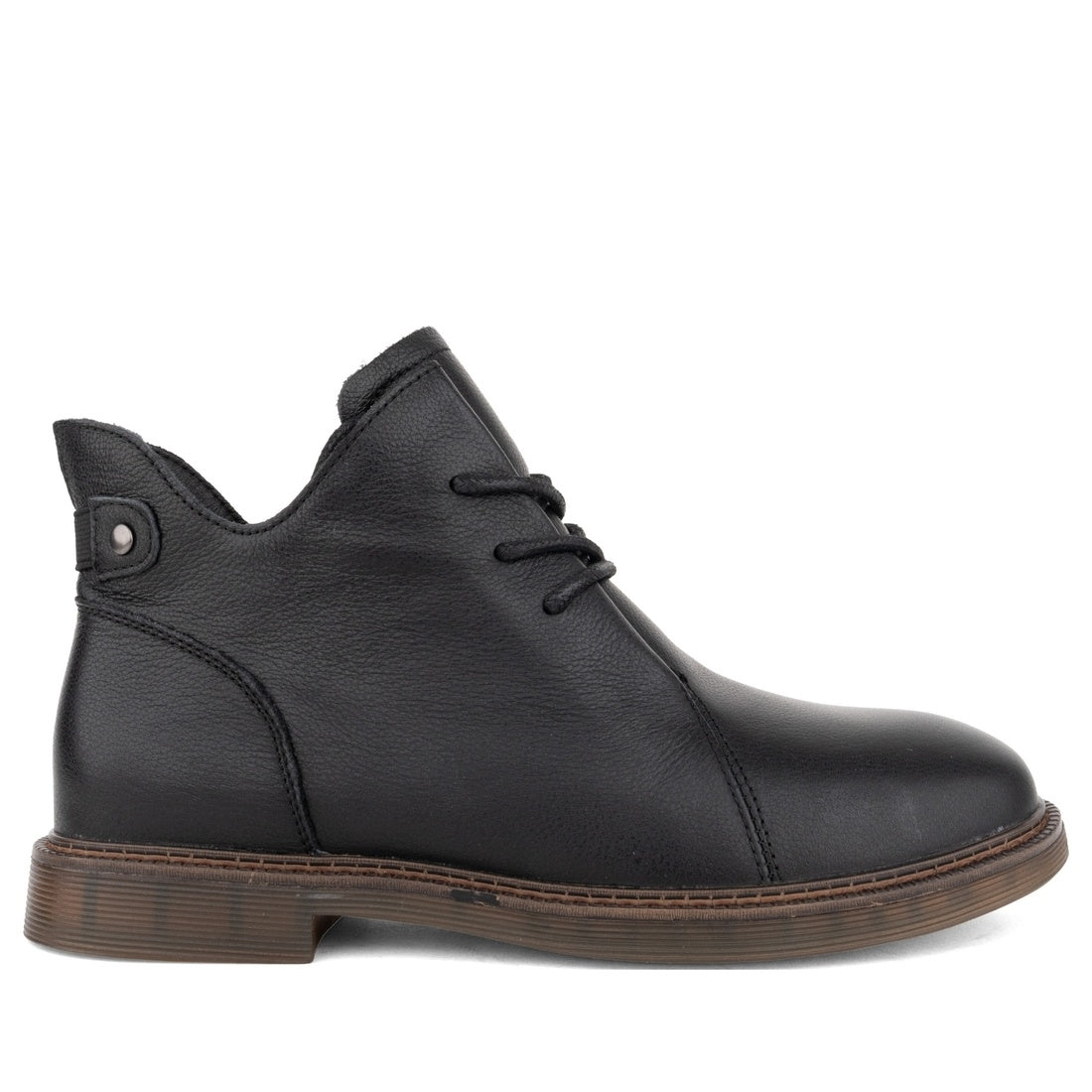 black casual closed leisure