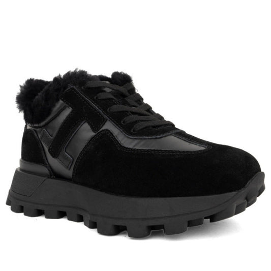 black casual closed leisure