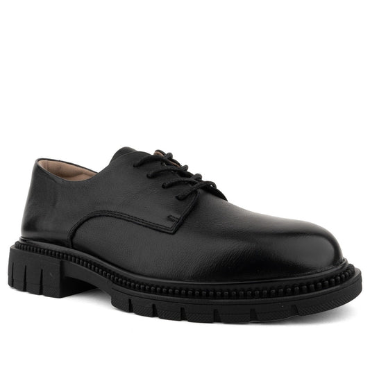 black casual closed formal